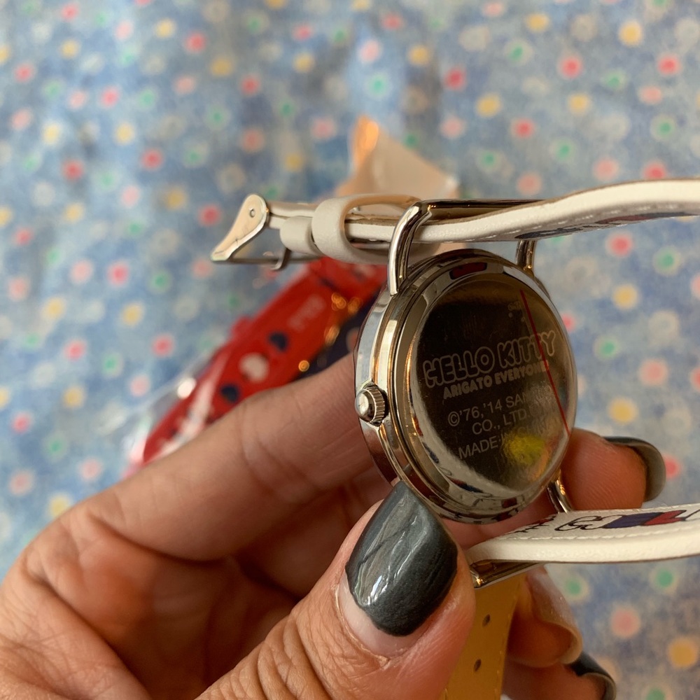 Authentic Hello Kitty watch - Picture 5 of 5